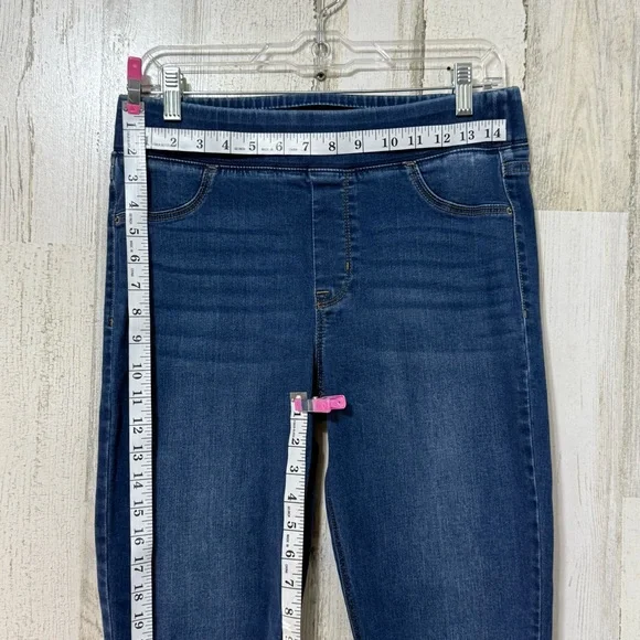 Old Navy Blue Rockstar Super Skinny Jeggings with Elastic Waistband - Picture 3 of 10